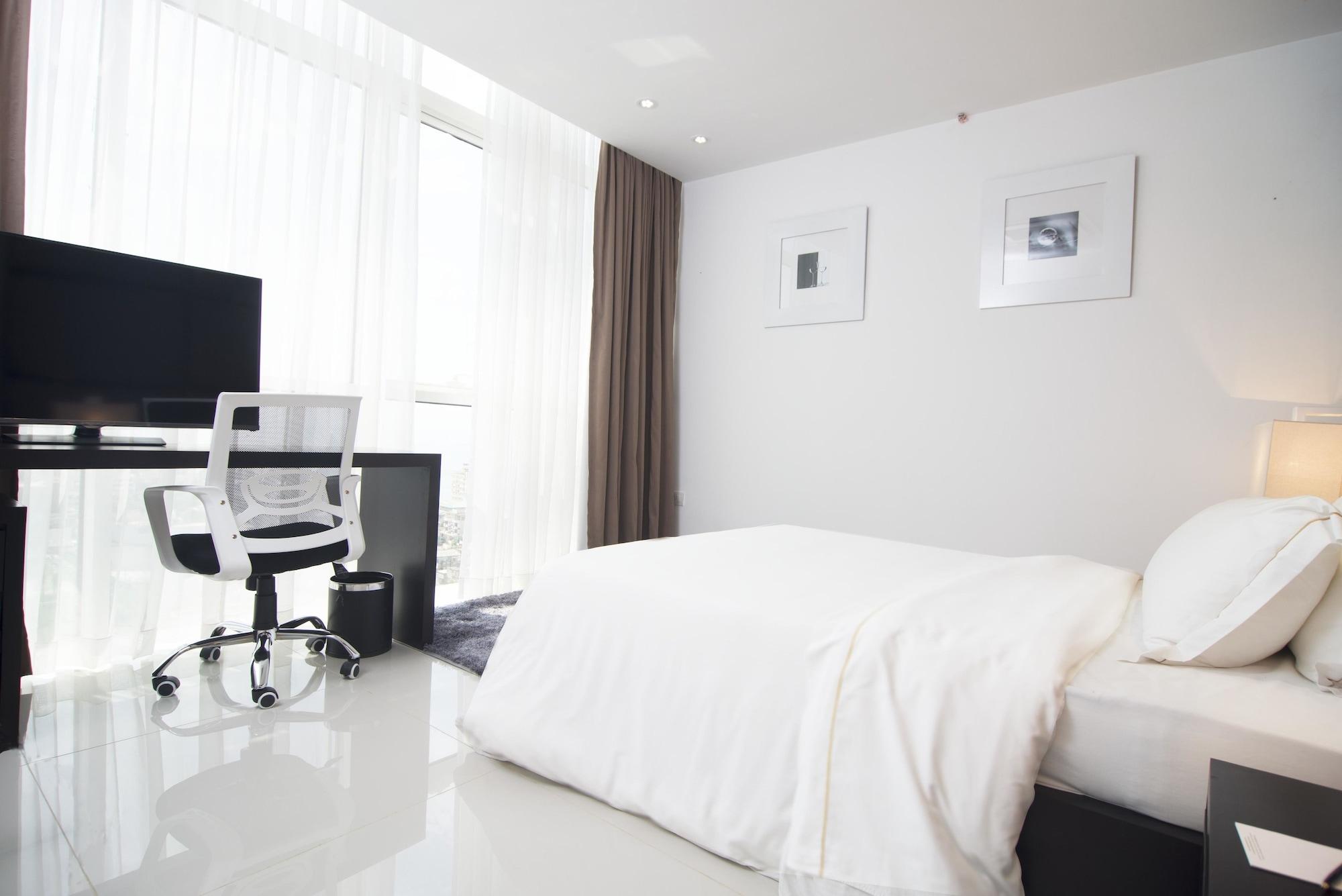 Platinum One Suites Colombo Exterior foto