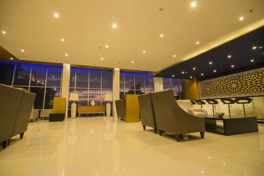 Platinum One Suites Colombo Exterior foto