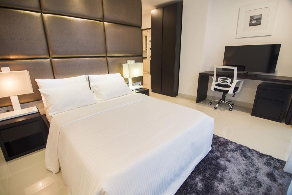 Platinum One Suites Colombo Exterior foto